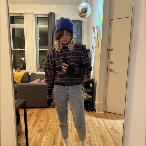 Meet your Posher, Kayla - Picture 3 of 3